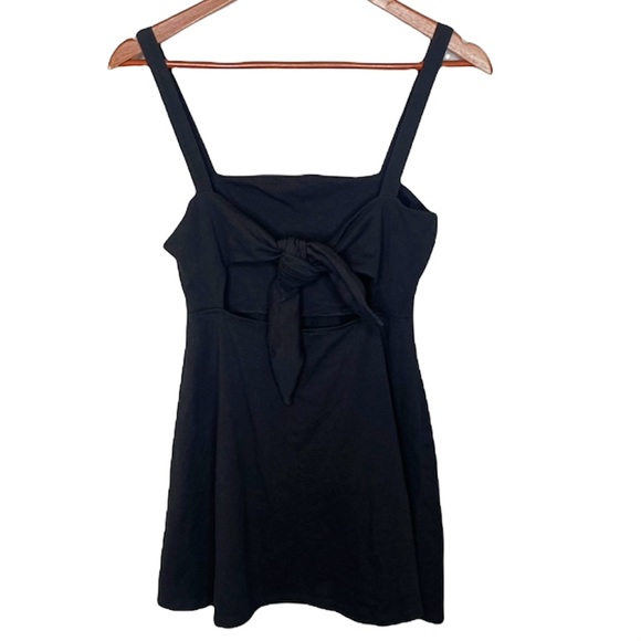 Forever 21 Peekaboo Back Dress - Picture 2 of 3